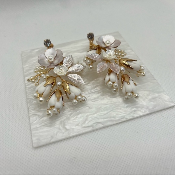 Bridal‎ Earrings - Picture 6 of 8